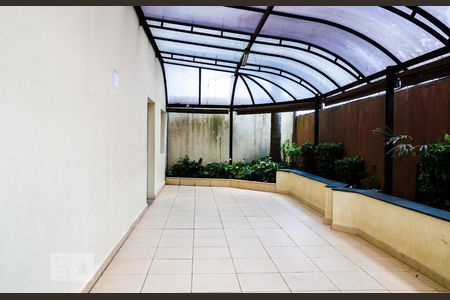 Apartamento à venda com 65m², 3 quartos e 1 vaga Apartamento à venda com 65m², 3 quartos e 1 vagaÁrea comum - Salão de festas