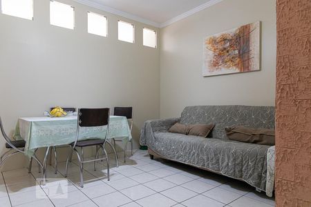 Apartamento à venda com 46m², 1 quarto e 1 vagaSala