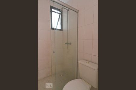 Apartamento à venda com 64m², 3 quartos e sem vaga Apartamento à venda com 64m², 3 quartos e sem vagaBanheiro