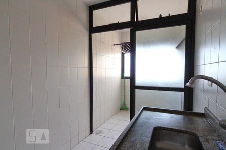 Apartamento à venda com 64m², 3 quartos e sem vaga Apartamento à venda com 64m², 3 quartos e sem vagaCozinha
