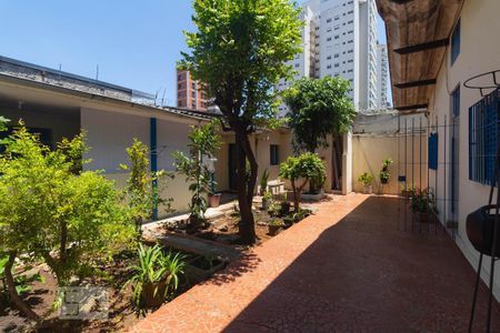 Casa à venda com 380m², 7 quartos e 1 vagaQuintal