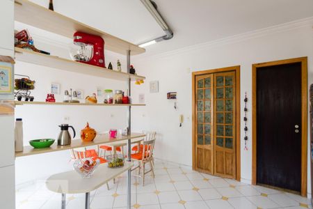 Casa à venda com 226m², 3 quartos e 5 vagas Casa à venda com 226m², 3 quartos e 5 vagasCozinha
