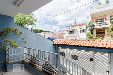 Casa à venda com 226m², 3 quartos e 5 vagas Casa à venda com 226m², 3 quartos e 5 vagasEntrada