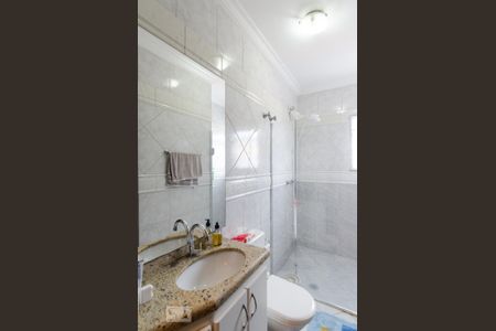 Casa à venda com 226m², 3 quartos e 5 vagas Casa à venda com 226m², 3 quartos e 5 vagasBanheiro da suíte 3