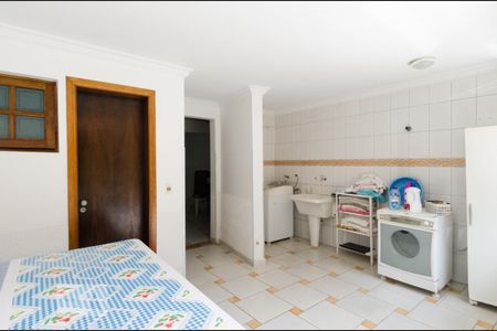 Casa à venda com 226m², 3 quartos e 5 vagas Casa à venda com 226m², 3 quartos e 5 vagasÁrea de serviço