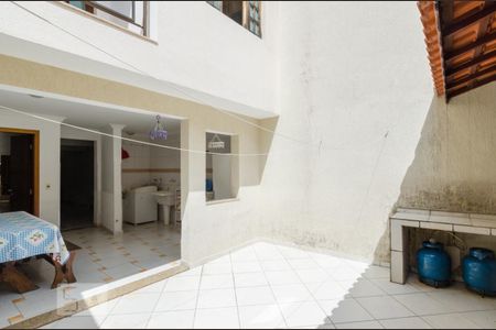 Casa à venda com 226m², 3 quartos e 5 vagas Casa à venda com 226m², 3 quartos e 5 vagasChurrasqueira