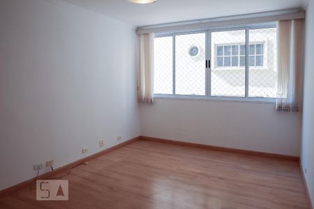 Sala de apartamento para alugar com 3 quartos, 117m² em Indianópolis, São Paulo