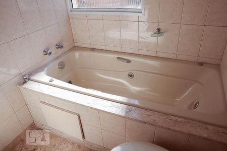 Apartamento à venda com 117m², 3 quartos e 1 vagaBanheiro da Suíte