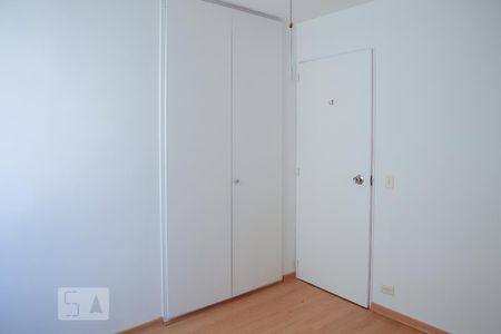 Apartamento à venda com 117m², 3 quartos e 1 vagaQuarto 2