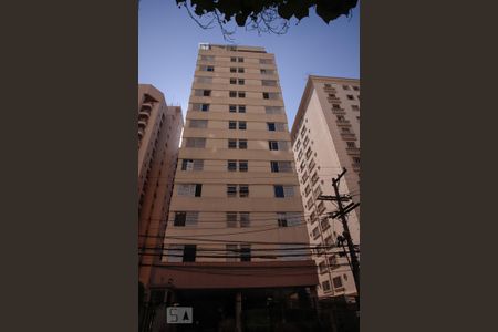Apartamento à venda com 117m², 3 quartos e 1 vagaFachada