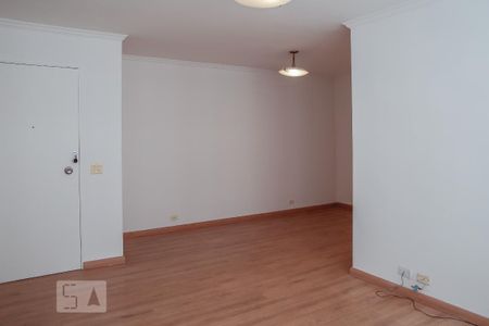 Sala de apartamento para alugar com 3 quartos, 117m² em Indianópolis, São Paulo