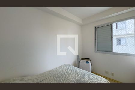 Quarto 1 de apartamento para alugar com 3 quartos, 65m² em Jardim Aeroporto, São Paulo