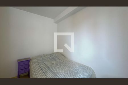 Quarto 1 de apartamento para alugar com 3 quartos, 65m² em Jardim Aeroporto, São Paulo