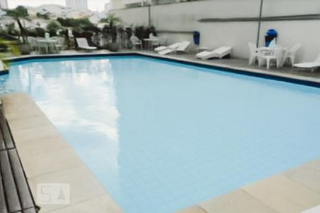 Apartamento para alugar com 64m², 2 quartos e 1 vagaPiscina