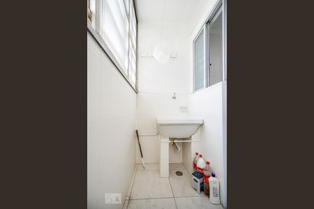 Apartamento à venda com 72m², 3 quartos e 1 vagaÁrea de serviço