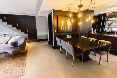 Apartamento à venda com 200m², 2 quartos e 3 vagasSala