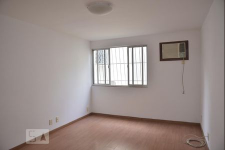 Apartamento para alugar com 84m², 3 quartos e 1 vagaSala