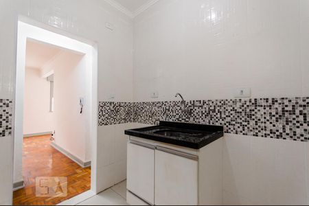 Cozinha de kitnet/studio para alugar com 1 quarto, 33m² em República, São Paulo