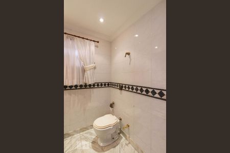 Apartamento à venda com 425m², 4 quartos e 7 vagasBanheiro