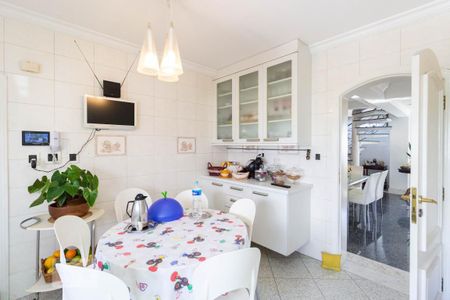 Apartamento à venda com 425m², 4 quartos e 7 vagasCozinha