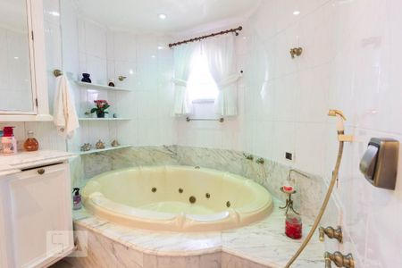 Apartamento à venda com 425m², 4 quartos e 7 vagasBanheiro