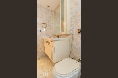 Apartamento à venda com 425m², 4 quartos e 7 vagasBanheiro