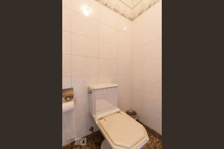 Apartamento à venda com 425m², 4 quartos e 7 vagasBanheiro