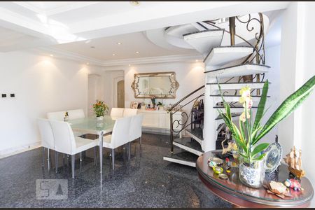 Apartamento à venda com 425m², 4 quartos e 7 vagasSala de Jantar