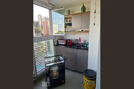 varanda de apartamento à venda com 1 quarto, 40m² em Vila Andrade, São Paulo