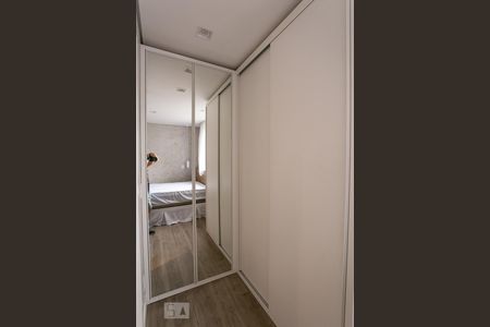 Detalhe de kitnet/studio para alugar com 1 quarto, 35m² em Cidade Baixa, Porto Alegre