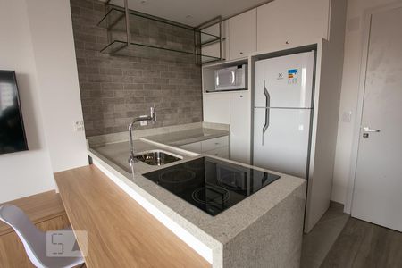 Sala/Quarto/Cozinha de kitnet/studio para alugar com 1 quarto, 35m² em Cidade Baixa, Porto Alegre