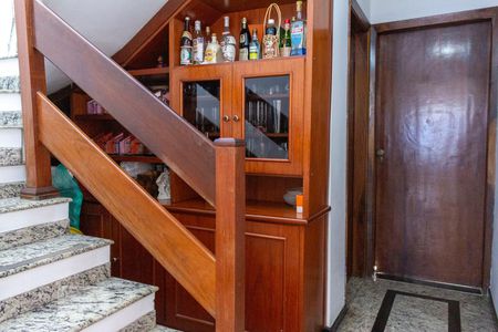 Casa à venda com 180m², 4 quartos e 2 vagasCorredor 1