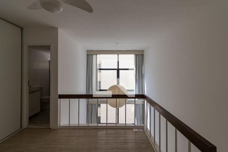 Studio para alugar com 54m², 1 quarto e 1 vaga Studio para alugar com 54m², 1 quarto e 1 vagaSuíte