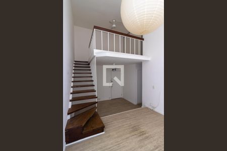 Studio para alugar com 54m², 1 quarto e 1 vaga Studio para alugar com 54m², 1 quarto e 1 vagaSala