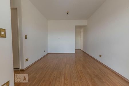 Apartamento para alugar com 75m², 2 quartos e 1 vagaSala