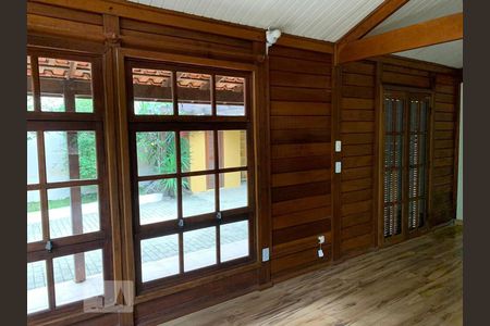 Casa de condomínio à venda com 180m², 4 quartos e sem vagaSala