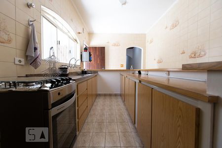 Casa à venda com 175m², 2 quartos e 2 vagas Casa à venda com 175m², 2 quartos e 2 vagasCozinha