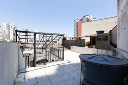 Casa à venda com 175m², 2 quartos e 2 vagas Casa à venda com 175m², 2 quartos e 2 vagasQuintal