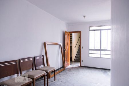 Apartamento à venda com 65m², 3 quartos e 1 vagaSala