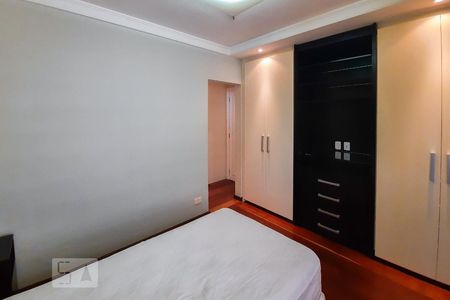 Apartamento à venda com 240m², 4 quartos e 3 vagasSuíte 1