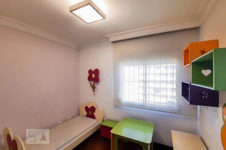 Apartamento à venda com 240m², 4 quartos e 3 vagasSuíte 2