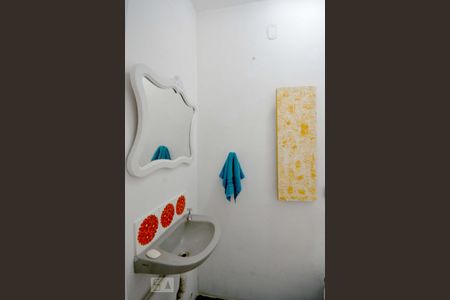 Casa para alugar com 53m², 2 quartos e sem vaga Casa para alugar com 53m², 2 quartos e sem vagaLavabo