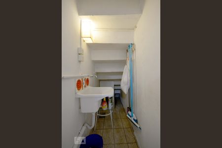 Casa para alugar com 53m², 2 quartos e sem vaga Casa para alugar com 53m², 2 quartos e sem vagaArea de Serviço