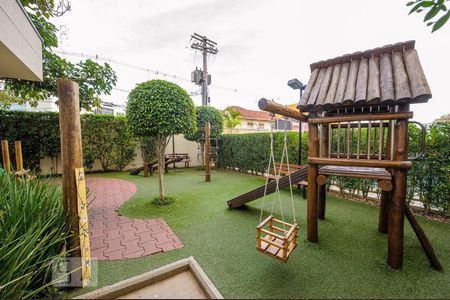 Apartamento para alugar com 49m², 2 quartos e 1 vaga Apartamento para alugar com 49m², 2 quartos e 1 vagaÁrea Comum - Playground