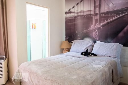 Casa à venda com 190m², 3 quartos e 3 vagasSuíte