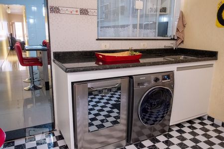 Casa à venda com 190m², 3 quartos e 3 vagasLavanderia