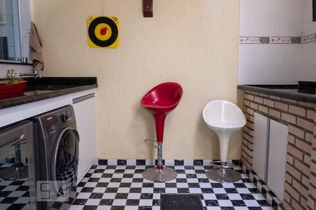 Casa à venda com 190m², 3 quartos e 3 vagasLavanderia