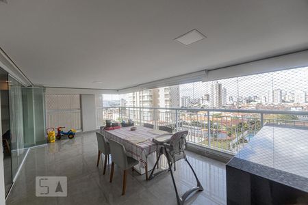 Apartamento à venda com 180m², 4 quartos e 3 vagasVaranda gourmet