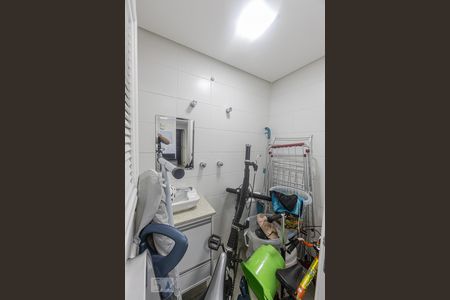 Apartamento à venda com 180m², 4 quartos e 3 vagasBanheiro de Serviço