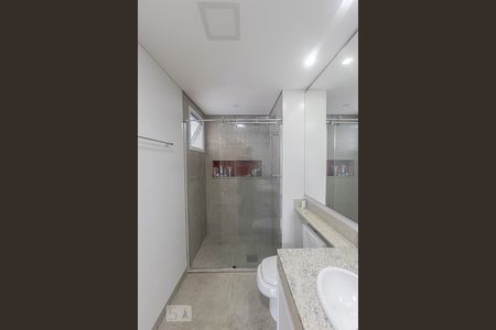 Apartamento à venda com 180m², 4 quartos e 3 vagasBanheiro da Suite 3